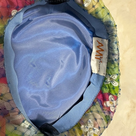 Marvelous Mrs. Maisel Season 5 multi color petals hat with netting by Amy NY - Picture 5 of 6